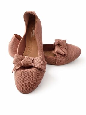 Women's Pink Flats